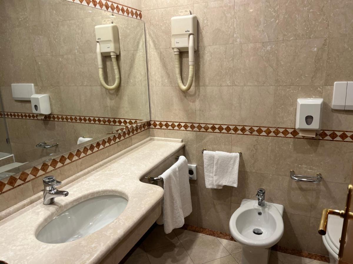 Crystal Hotel