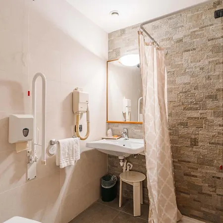 Crystal Hotel Varese Exterior photo