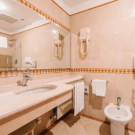 Crystal Hotel Varese Exterior photo