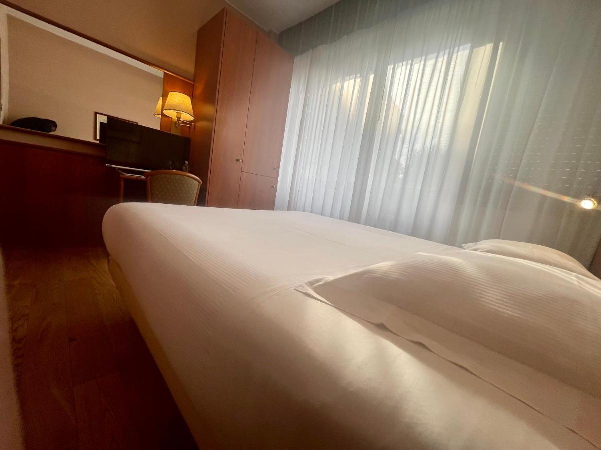 Hotel Crystal Varese