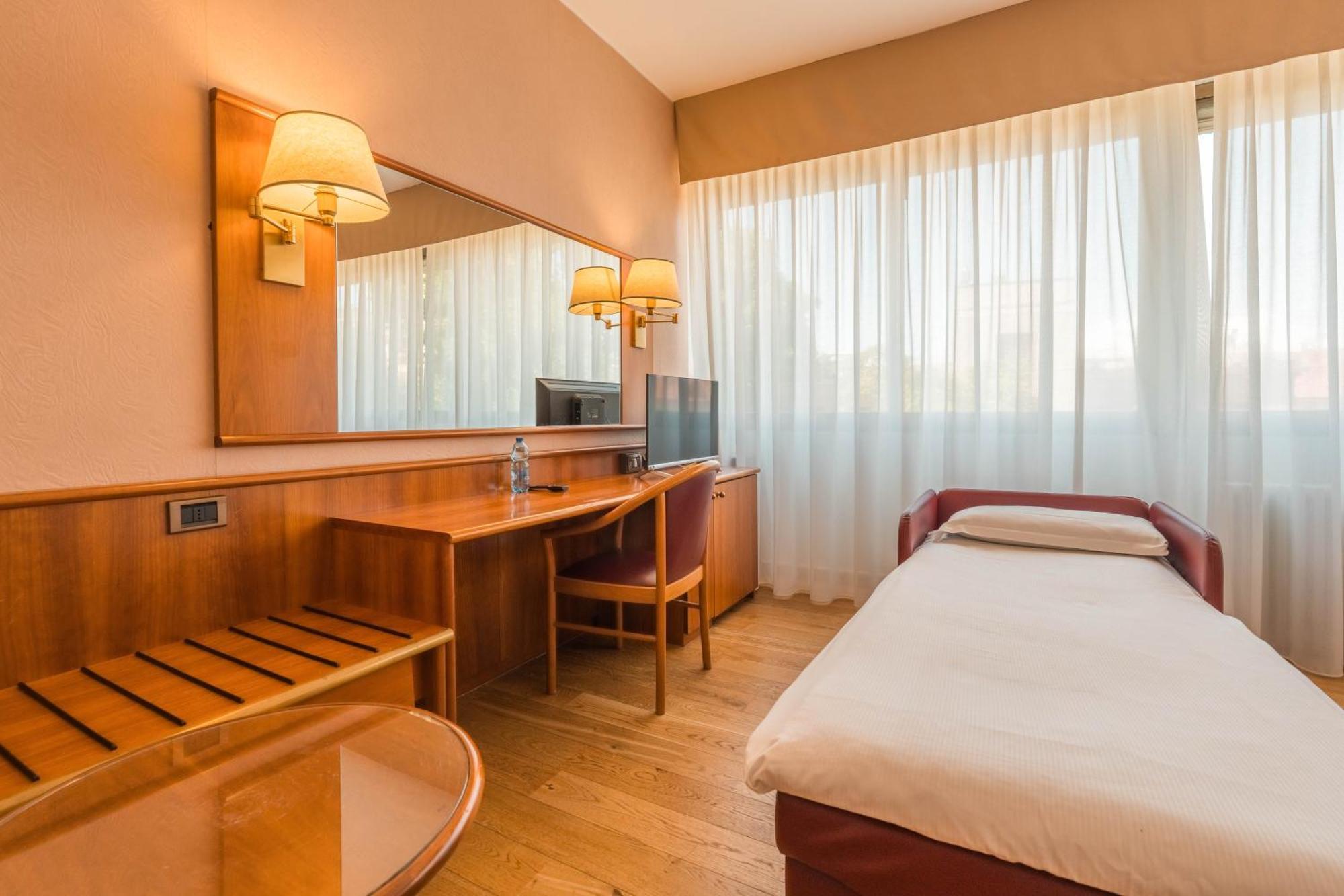 Crystal Hotel