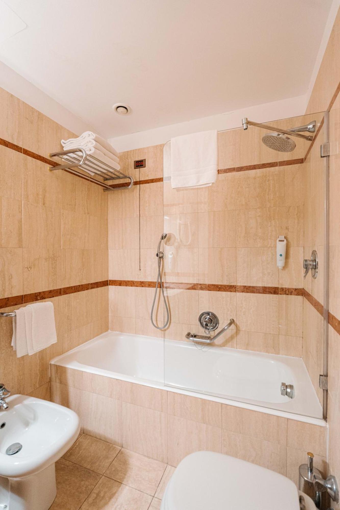 Crystal Hotel Varese