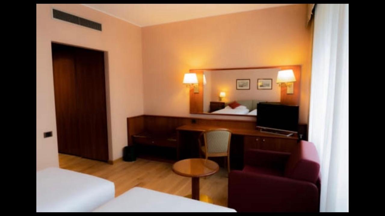 Hotel Crystal 4*
