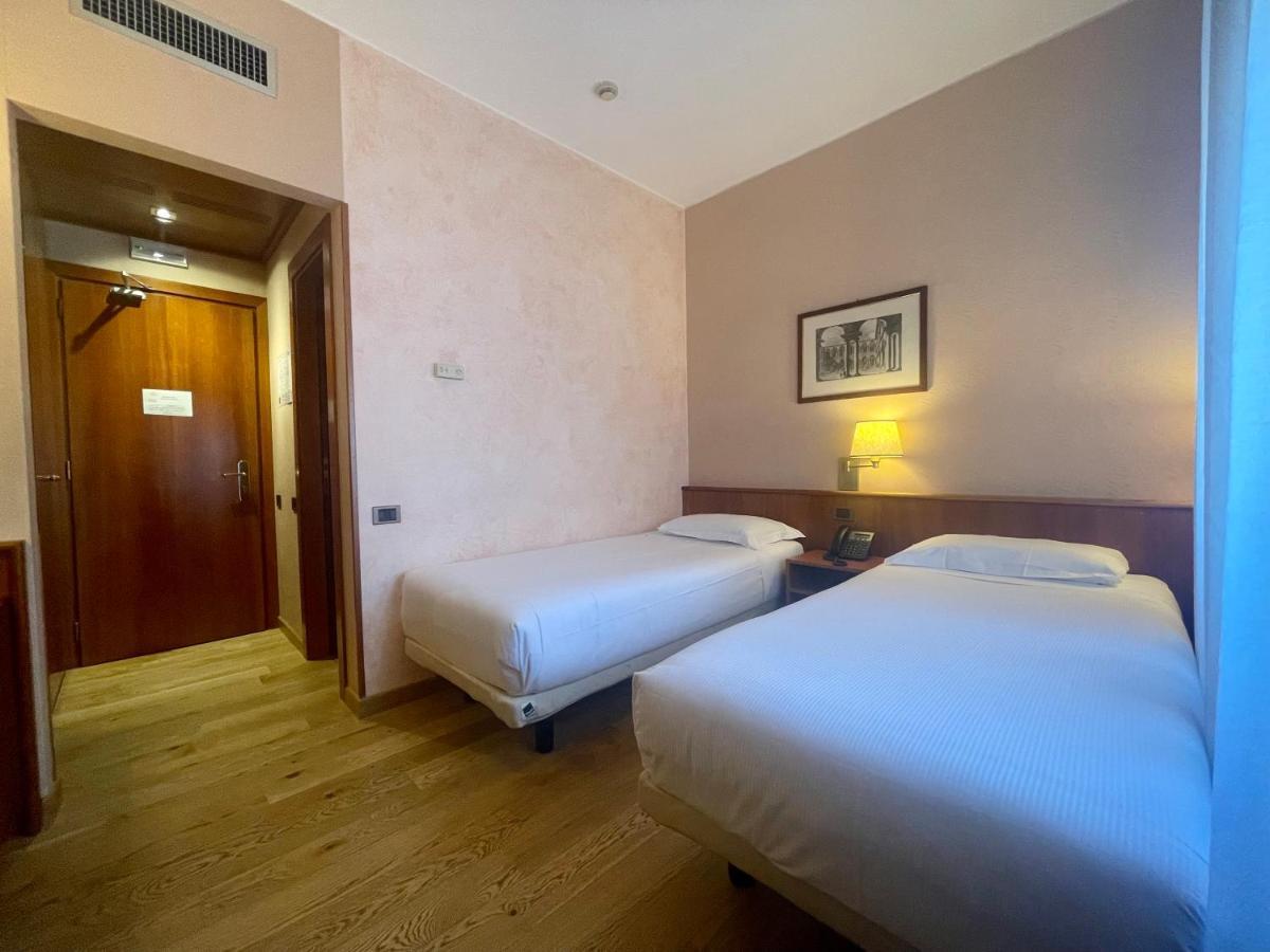 Crystal Hotel