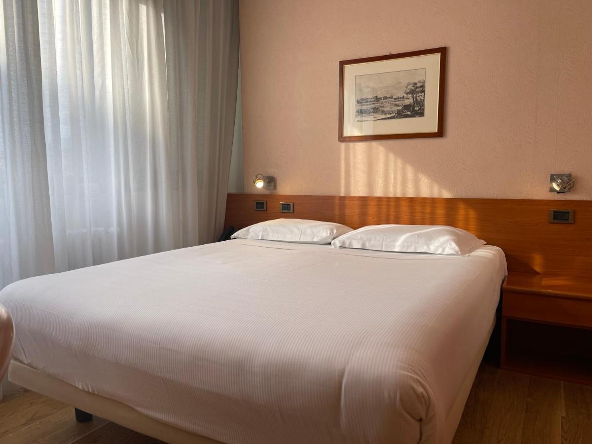 Crystal Hotel